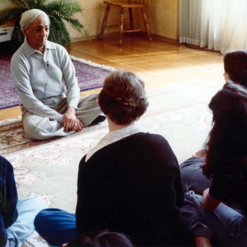 Krishnamurti among students